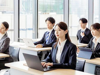 徹底した研修・教育